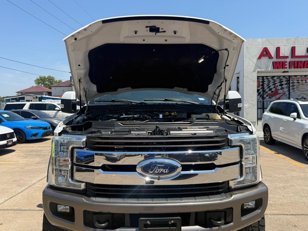 Ford Super Duty F-250 SRW King Ranch 4WD Crew Cab 8' Box 2019