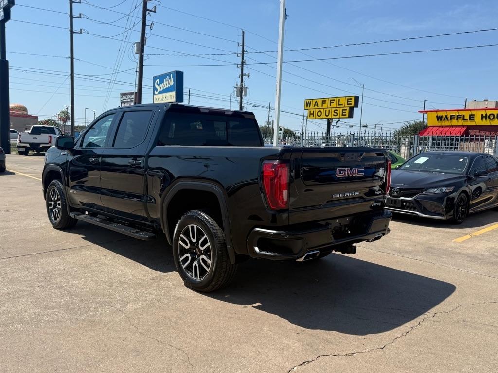 GMC Sierra 1500 4WD Crew Cab 147" AT4 2019