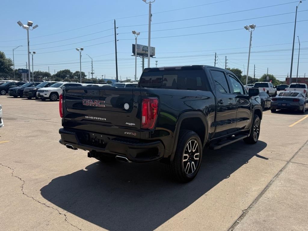 GMC Sierra 1500 4WD Crew Cab 147" AT4 2019