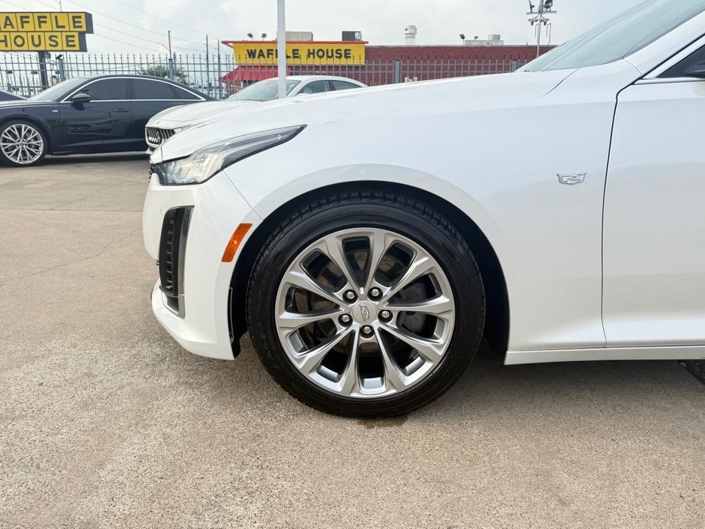Cadillac CT5 4dr Sdn Premium Luxury 2022