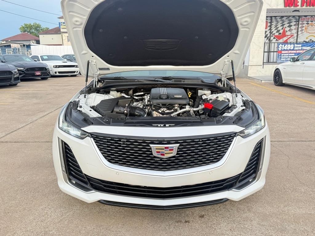 Cadillac CT5 4dr Sdn Premium Luxury 2022