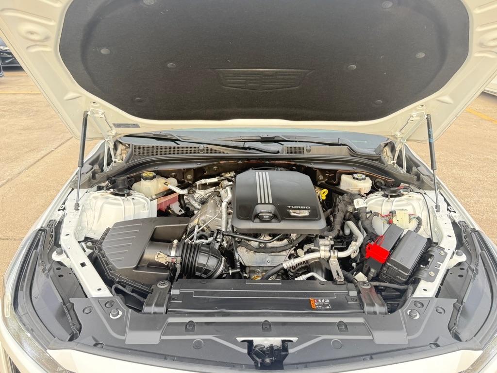 Cadillac CT5 4dr Sdn Premium Luxury 2022