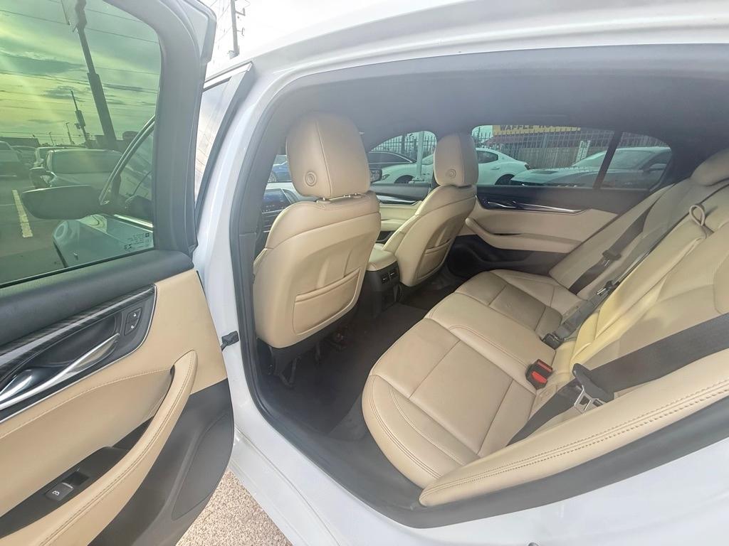 Cadillac CT5 4dr Sdn Premium Luxury 2022