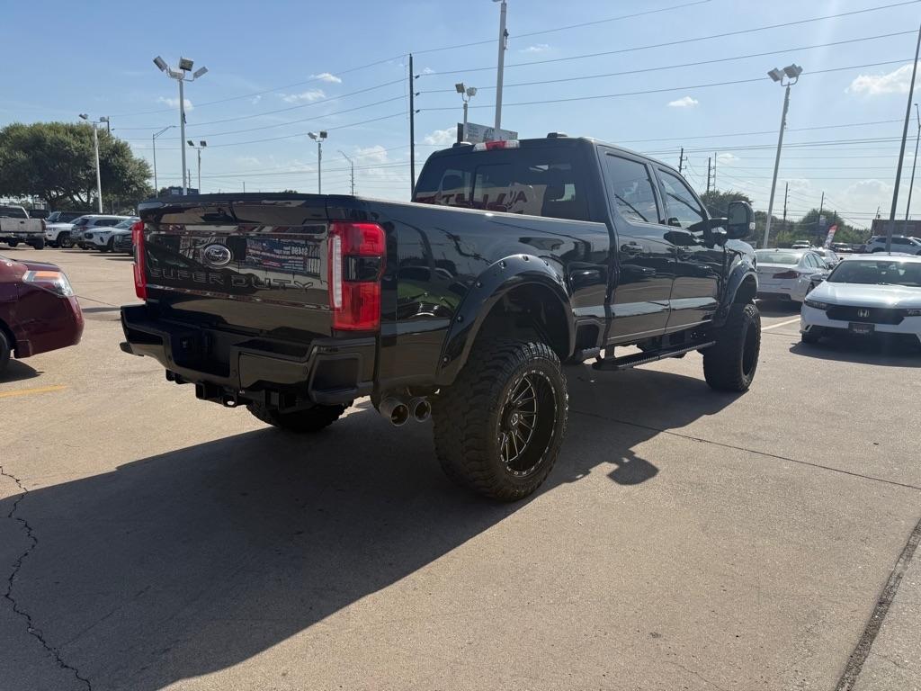 Ford F-250 SD Lariat Crew Cab 4WD 2024