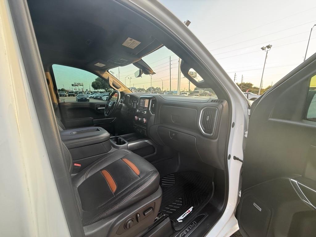 GMC Sierra 1500 4WD Crew Cab 147" AT4 2020