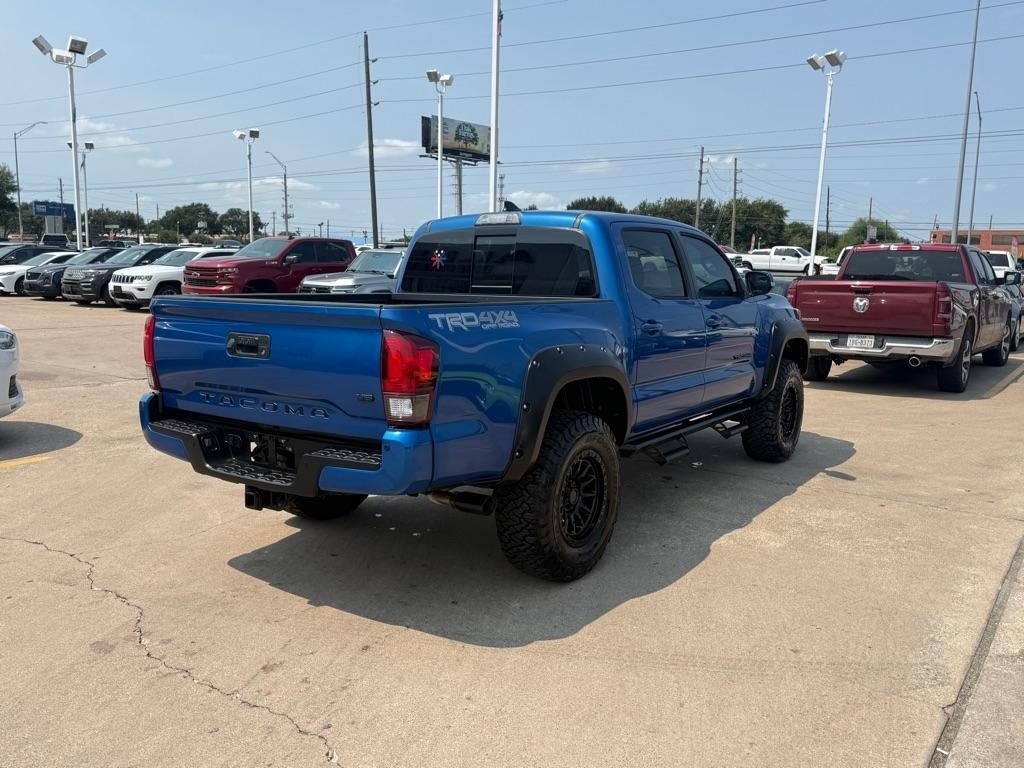 Toyota Tacoma TRD Off Road Double Cab 5' Bed V6 4x4 MT (Natl) 2018