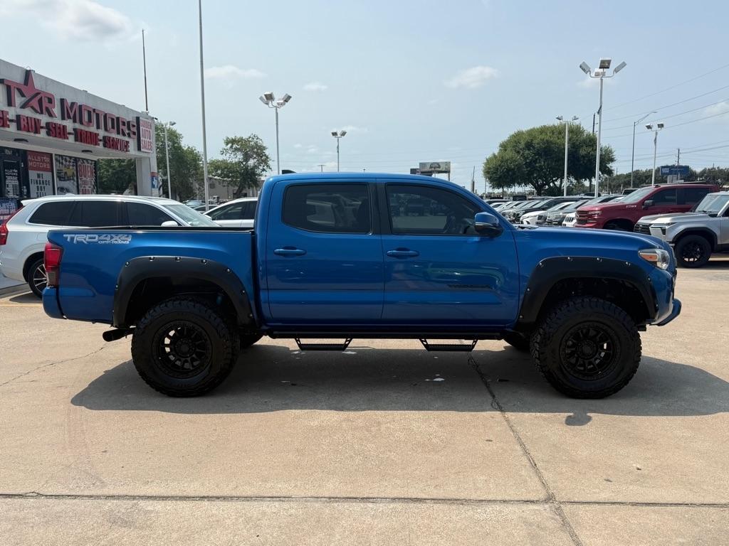 Toyota Tacoma TRD Off Road Double Cab 5' Bed V6 4x4 MT (Natl) 2018
