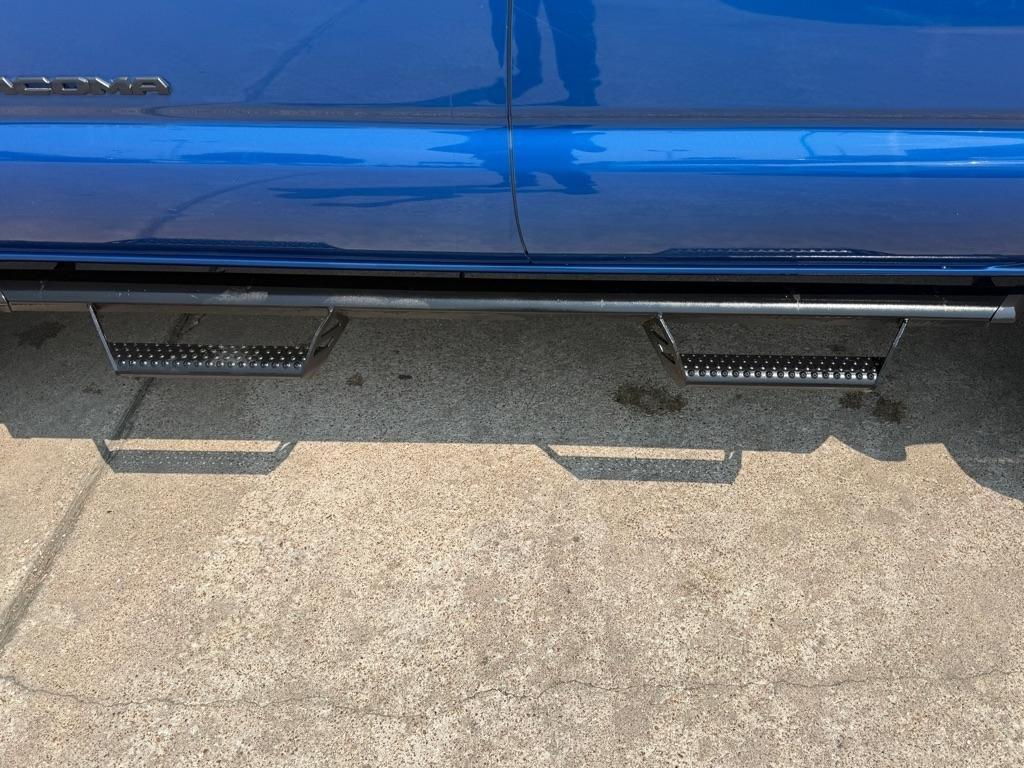 Toyota Tacoma TRD Off Road Double Cab 5' Bed V6 4x4 MT (Natl) 2018