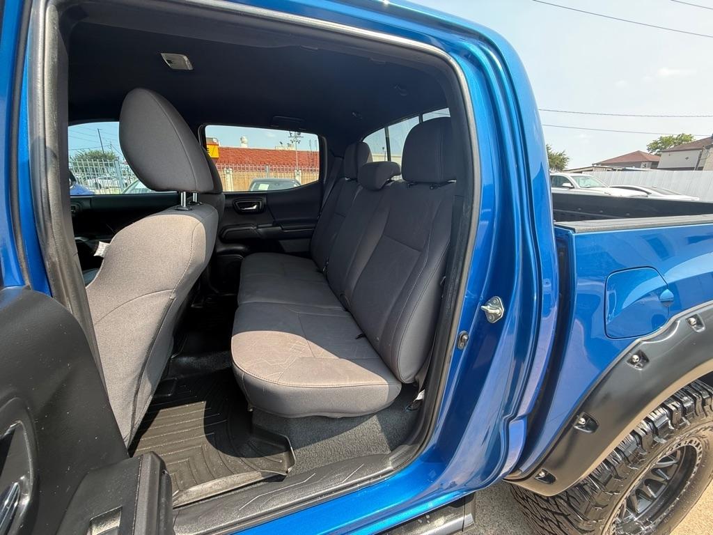 Toyota Tacoma TRD Off Road Double Cab 5' Bed V6 4x4 MT (Natl) 2018