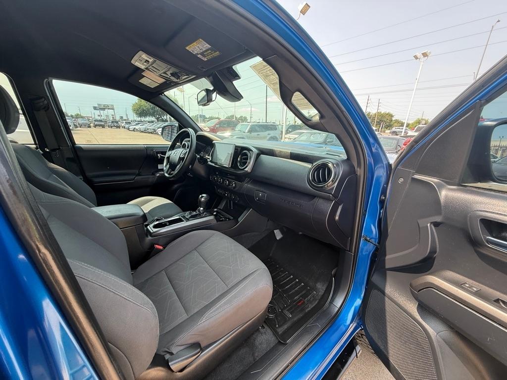 Toyota Tacoma TRD Off Road Double Cab 5' Bed V6 4x4 MT (Natl) 2018