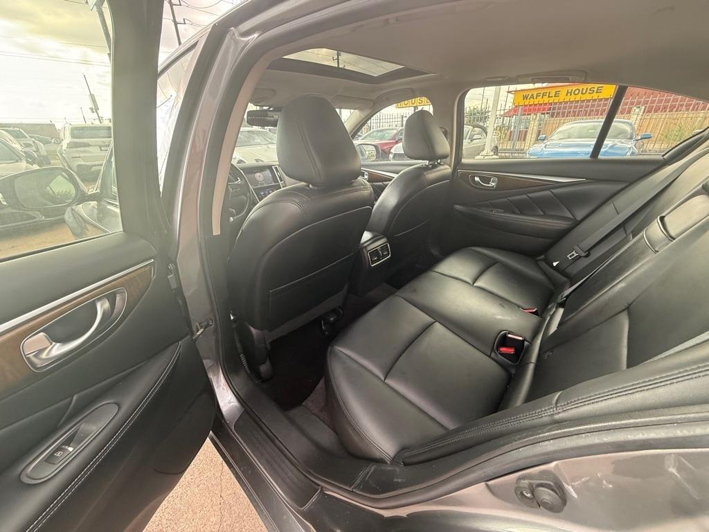 Infiniti Q50 3.0t LUXE RWD 2019