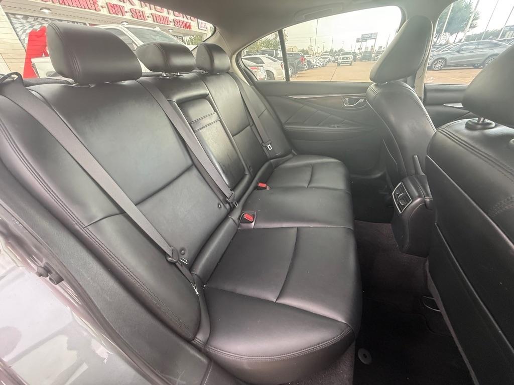 Infiniti Q50 3.0t LUXE RWD 2019