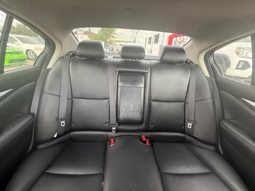 Infiniti Q50 3.0t LUXE RWD 2019