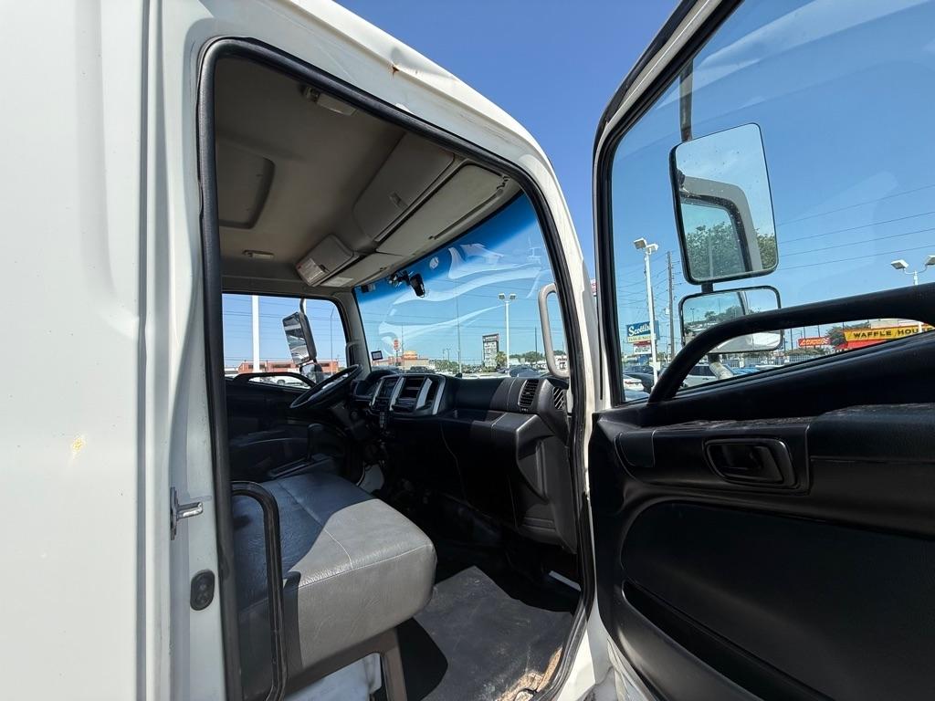 Hino Conventional Cab  2014