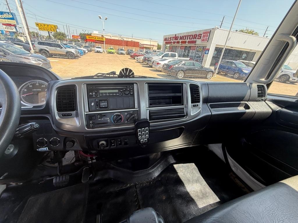 Hino Conventional Cab  2014