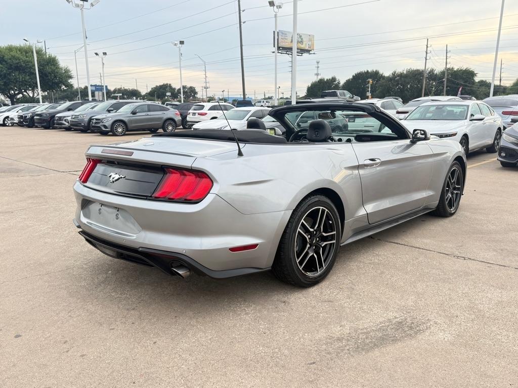 Ford Mustang EcoBoost Convertible 2020