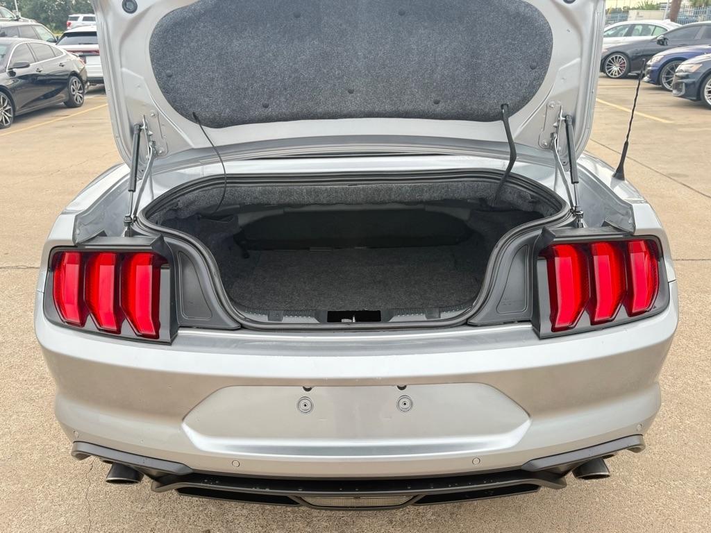 Ford Mustang EcoBoost Convertible 2020