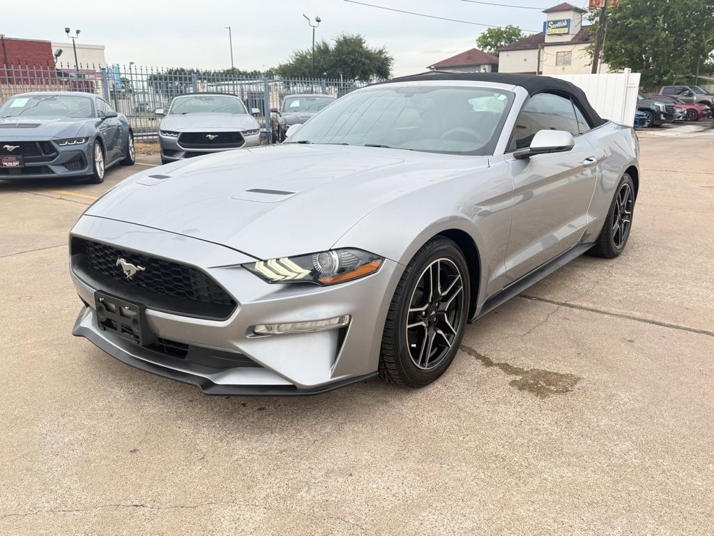 Ford Mustang EcoBoost Convertible 2020