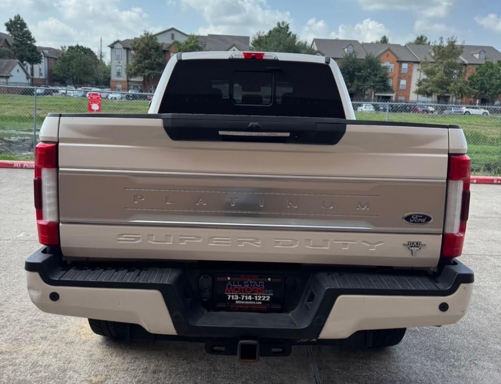 Ford F-250 SD Lariat Crew Cab 4WD 2019