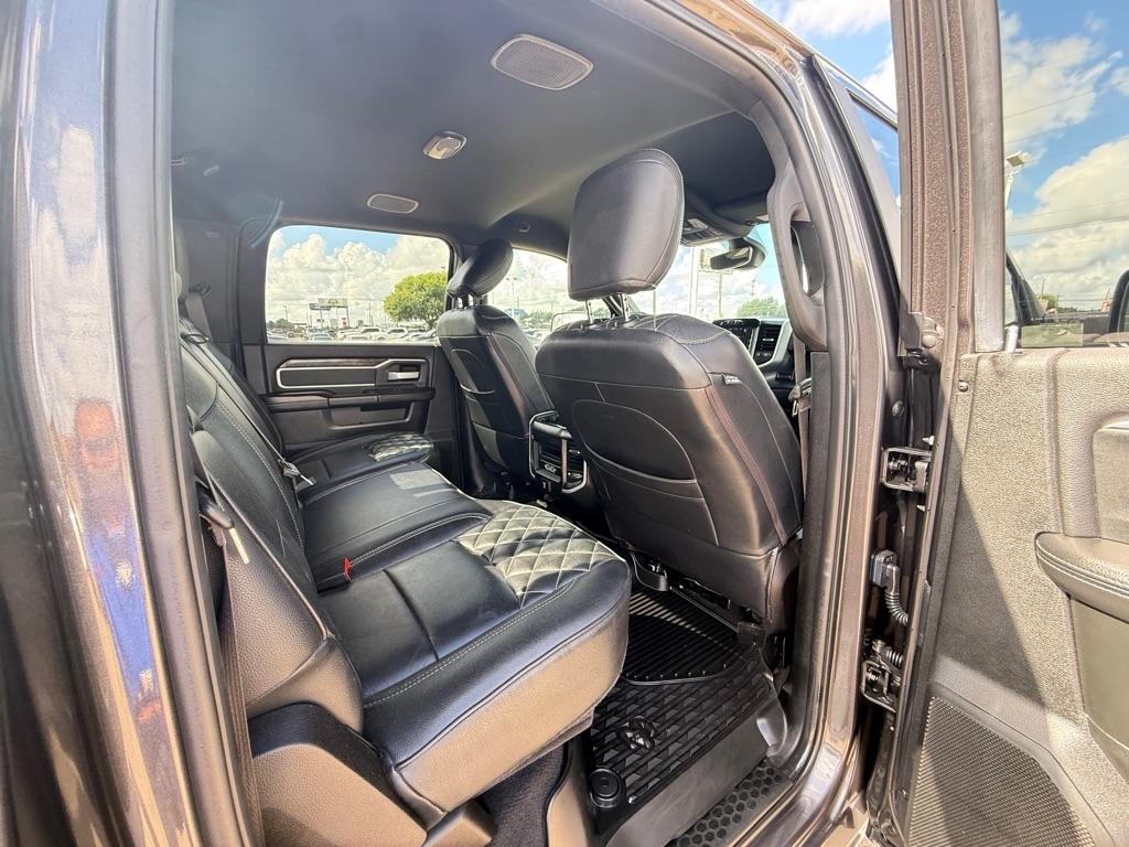 RAM 2500 Big Horn 4x4 Crew Cab 6'4" Box 2020
