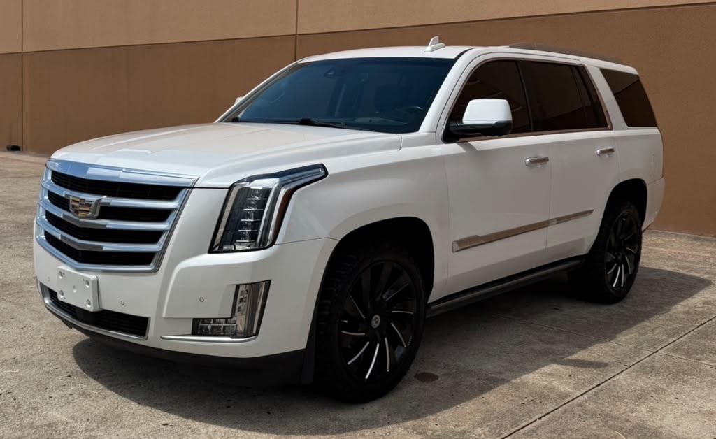 Cadillac Escalade 4WD 4dr Premium Collection 2016