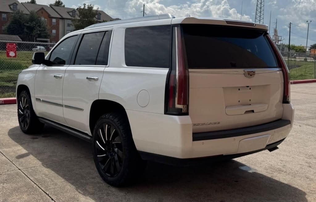 Cadillac Escalade 4WD 4dr Premium Collection 2016