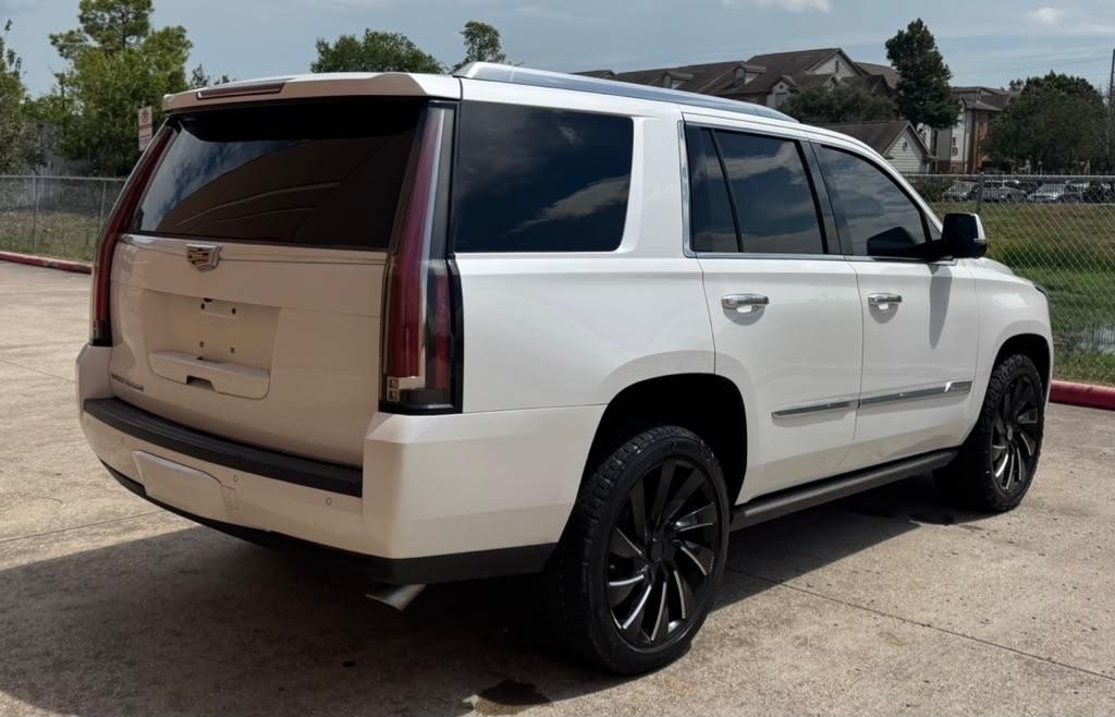 Cadillac Escalade 4WD 4dr Premium Collection 2016