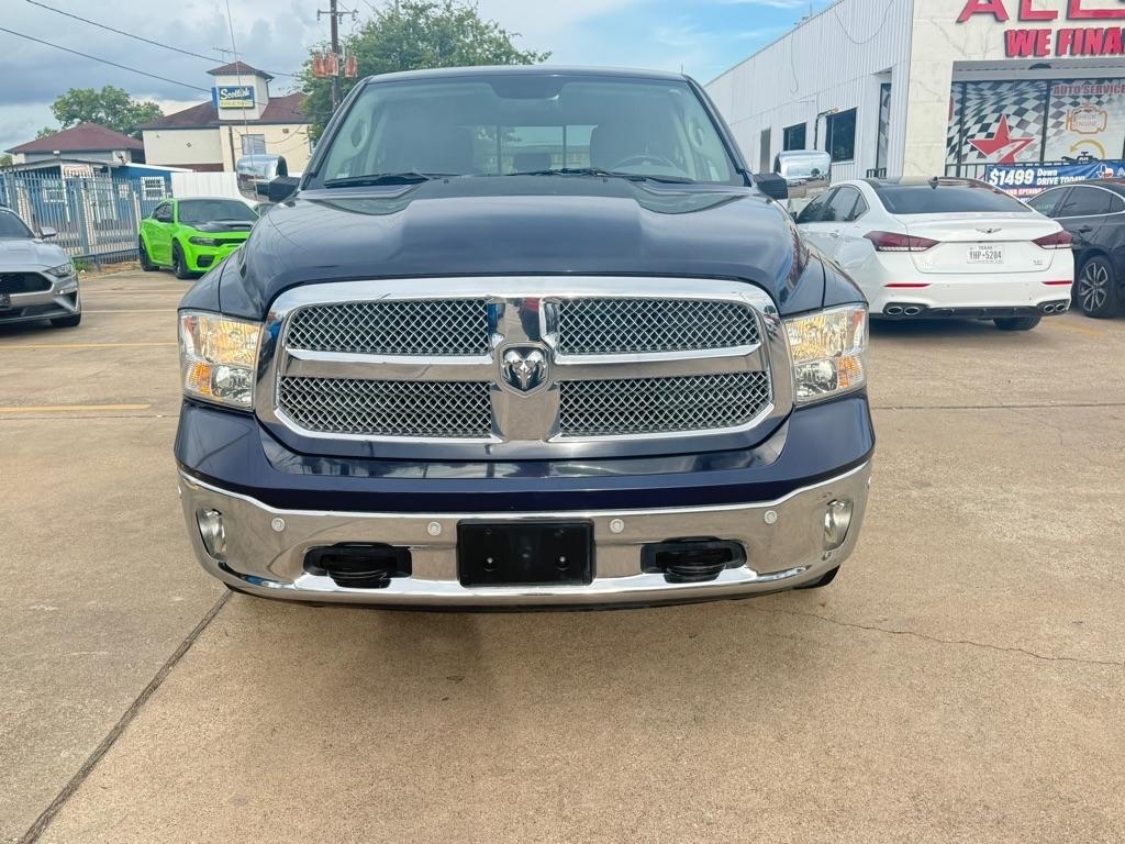 RAM 1500 SLT Crew Cab SWB 4WD 2017