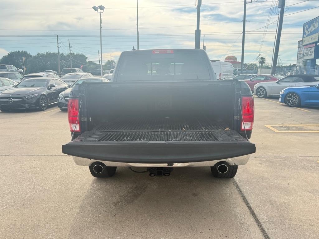 RAM 1500 SLT Crew Cab SWB 4WD 2017