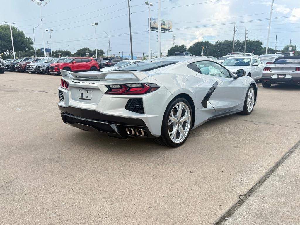 Chevrolet Corvette 2dr Stingray Cpe w/2LT 2021