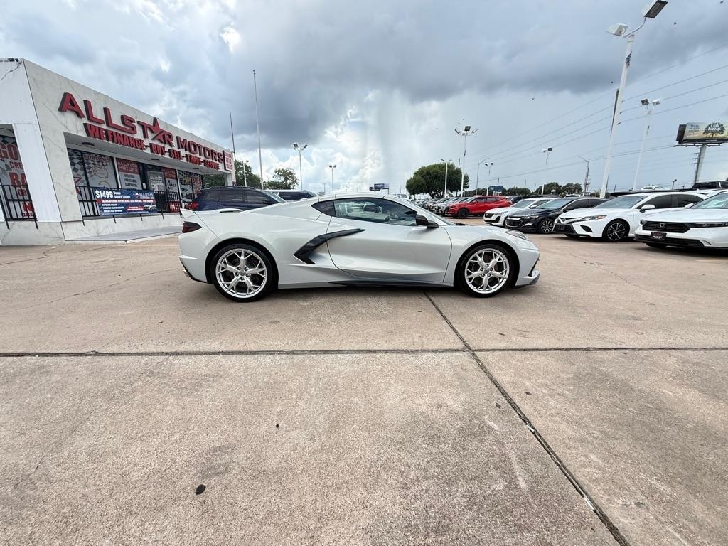 Chevrolet Corvette 2dr Stingray Cpe w/2LT 2021