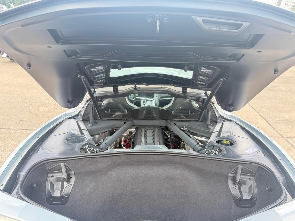 Chevrolet Corvette 2dr Stingray Cpe w/2LT 2021