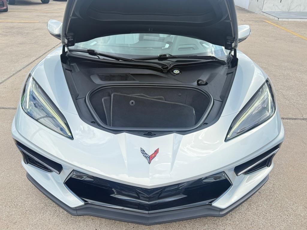 Chevrolet Corvette 2dr Stingray Cpe w/2LT 2021