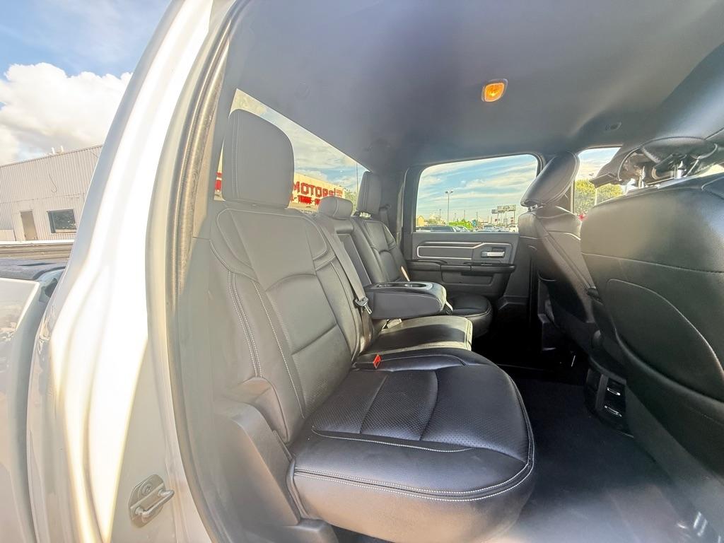 RAM 3500 Big Horn Crew Cab LWB 4WD DRW 2023