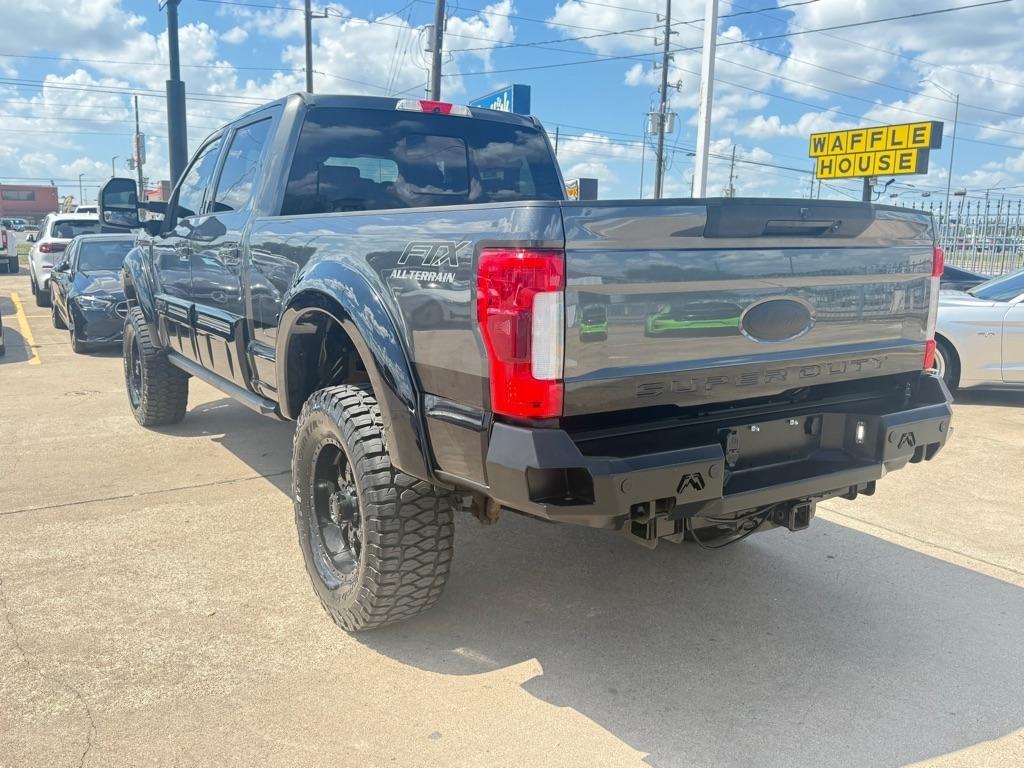 Ford F-250 SD Lariat Crew Cab 4WD 2018