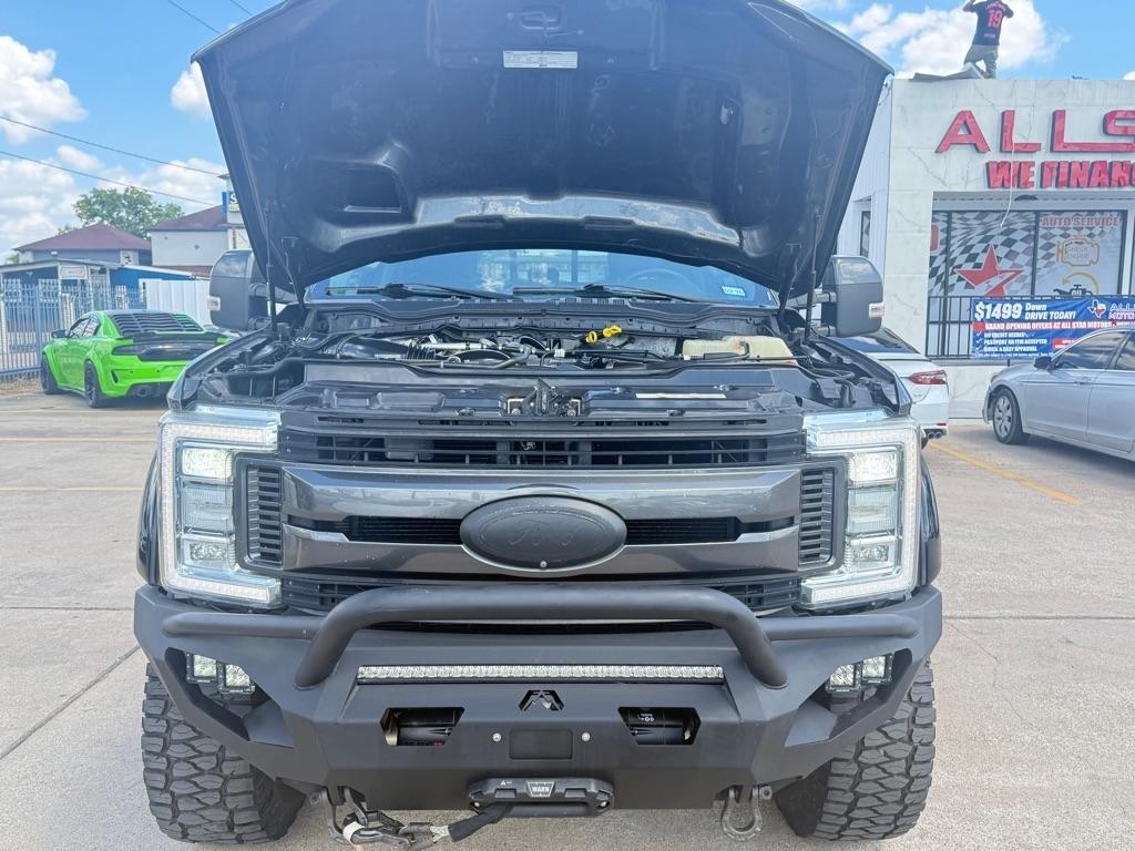 Ford F-250 SD Lariat Crew Cab 4WD 2018
