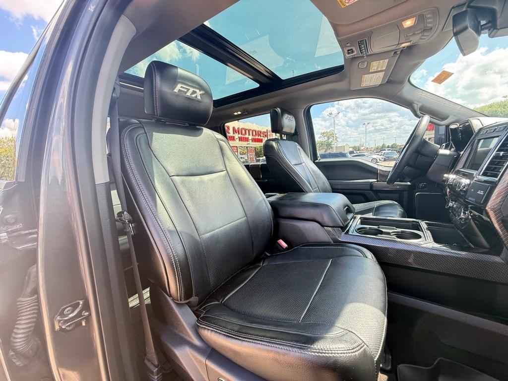 Ford F-250 SD Lariat Crew Cab 4WD 2018