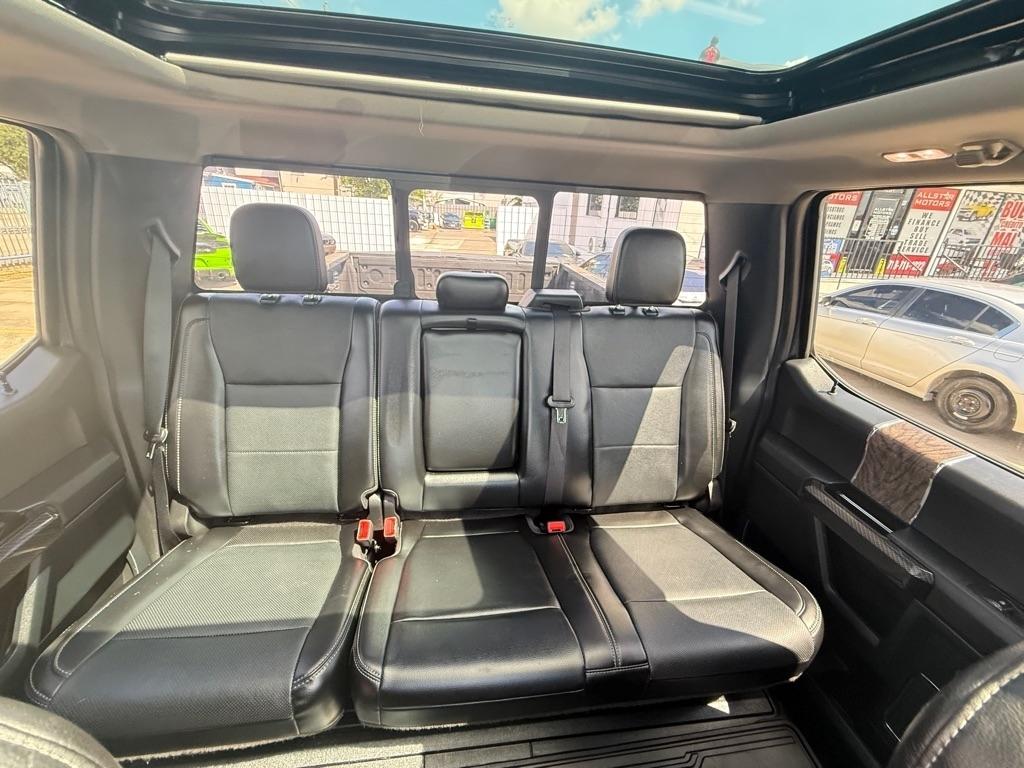Ford F-250 SD Lariat Crew Cab 4WD 2018