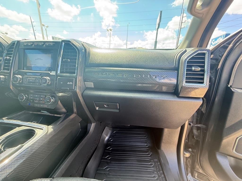 Ford F-250 SD Lariat Crew Cab 4WD 2018