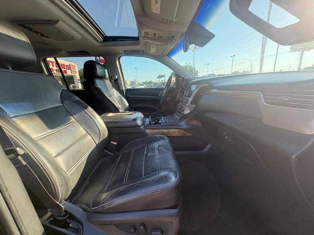 GMC Yukon XL Denali 4WD 2017