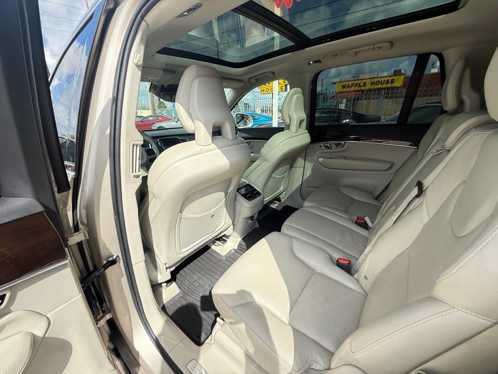 Volvo XC90 T6 Momentum AWD 2016