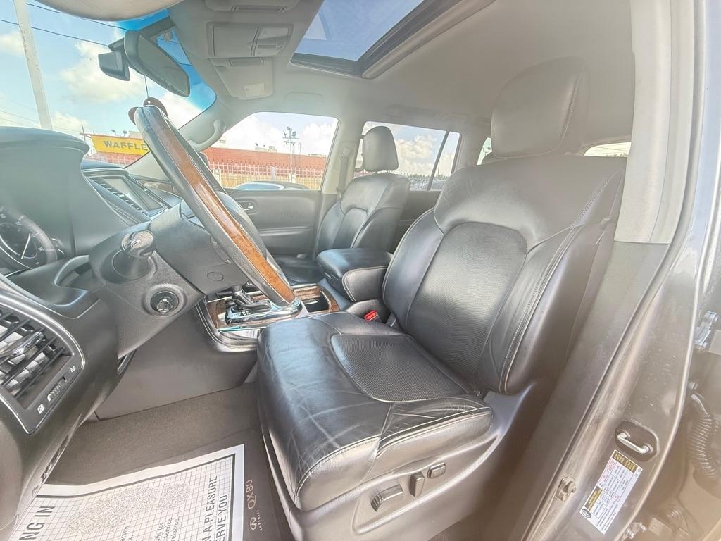 Infiniti QX80 Limited 4WD 2017