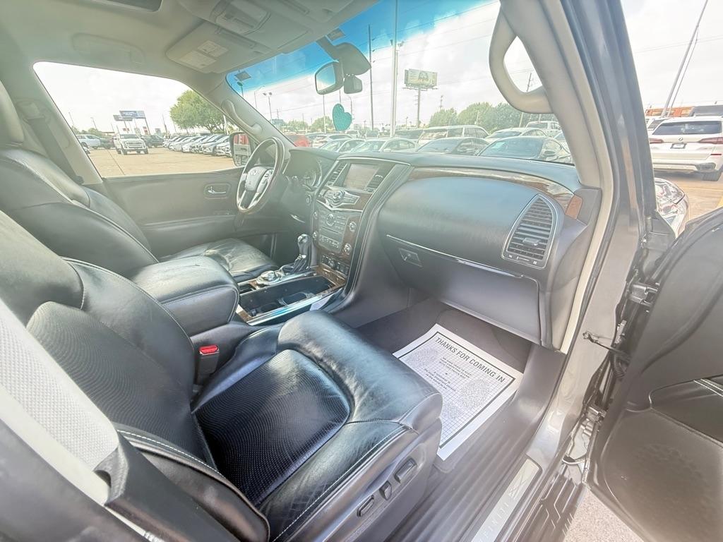 Infiniti QX80 Limited 4WD 2017