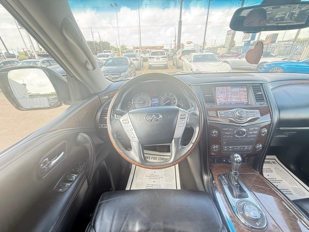 Infiniti QX80 Limited 4WD 2017