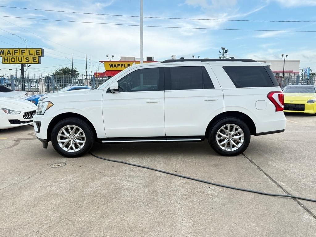 Ford Expedition XLT 4x2 2021