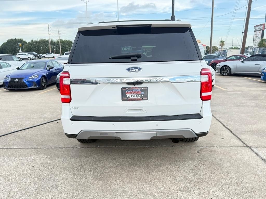 Ford Expedition XLT 4x2 2021