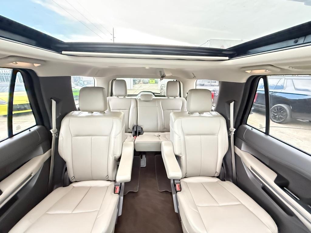Ford Expedition XLT 4x2 2021