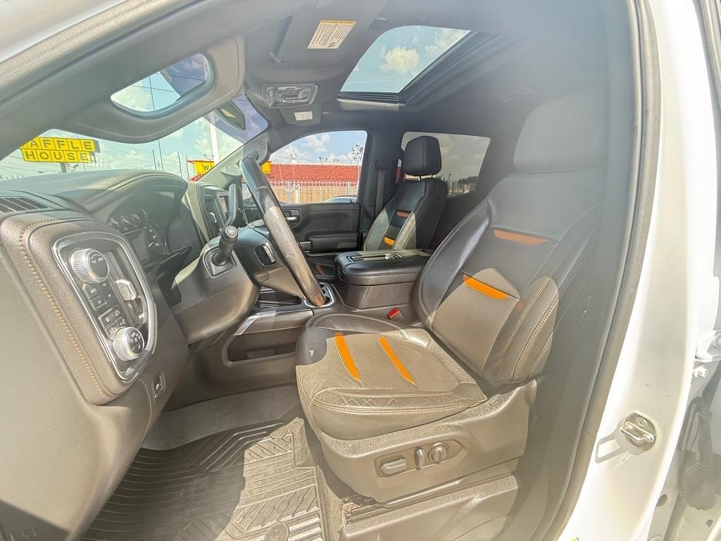GMC Sierra 1500 Limited 4WD Crew Cab 147" AT4 2022