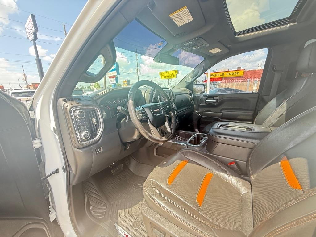 GMC Sierra 1500 Limited 4WD Crew Cab 147" AT4 2022