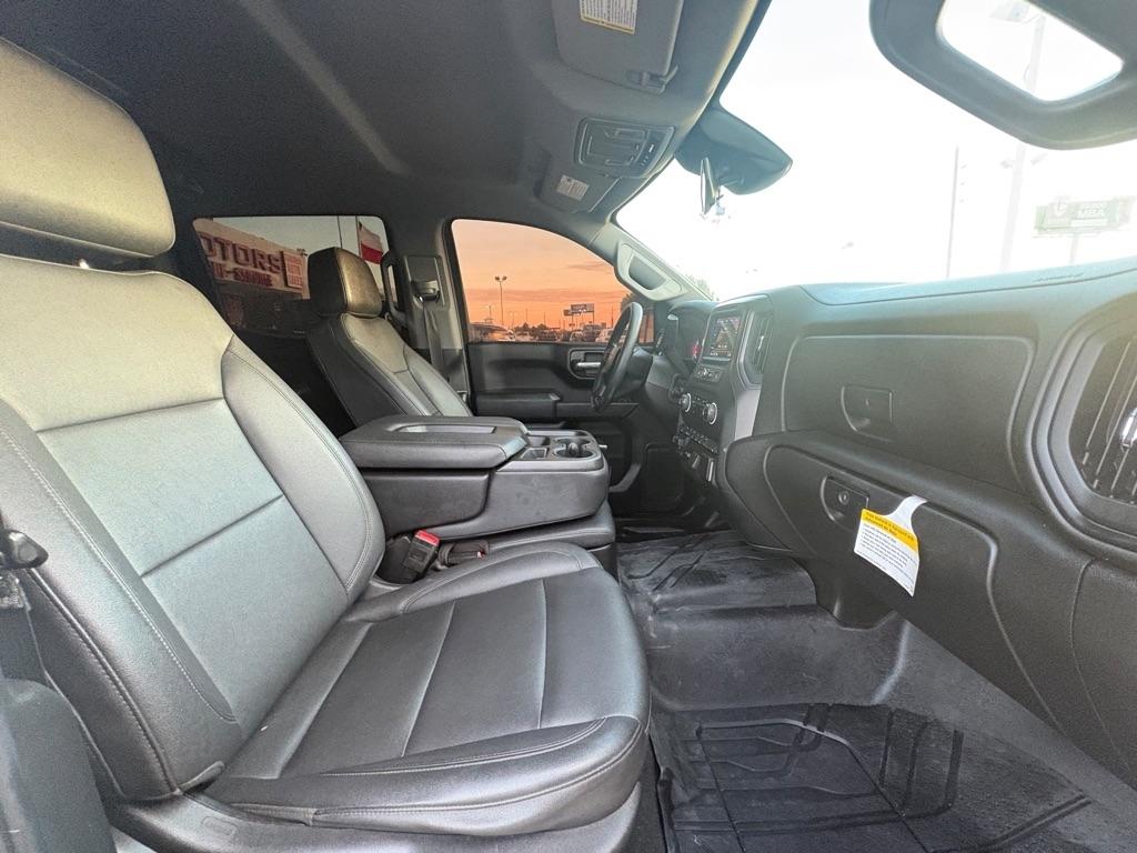 Chevrolet Silverado 1500 2WD Crew Cab 147" Work Truck 2024